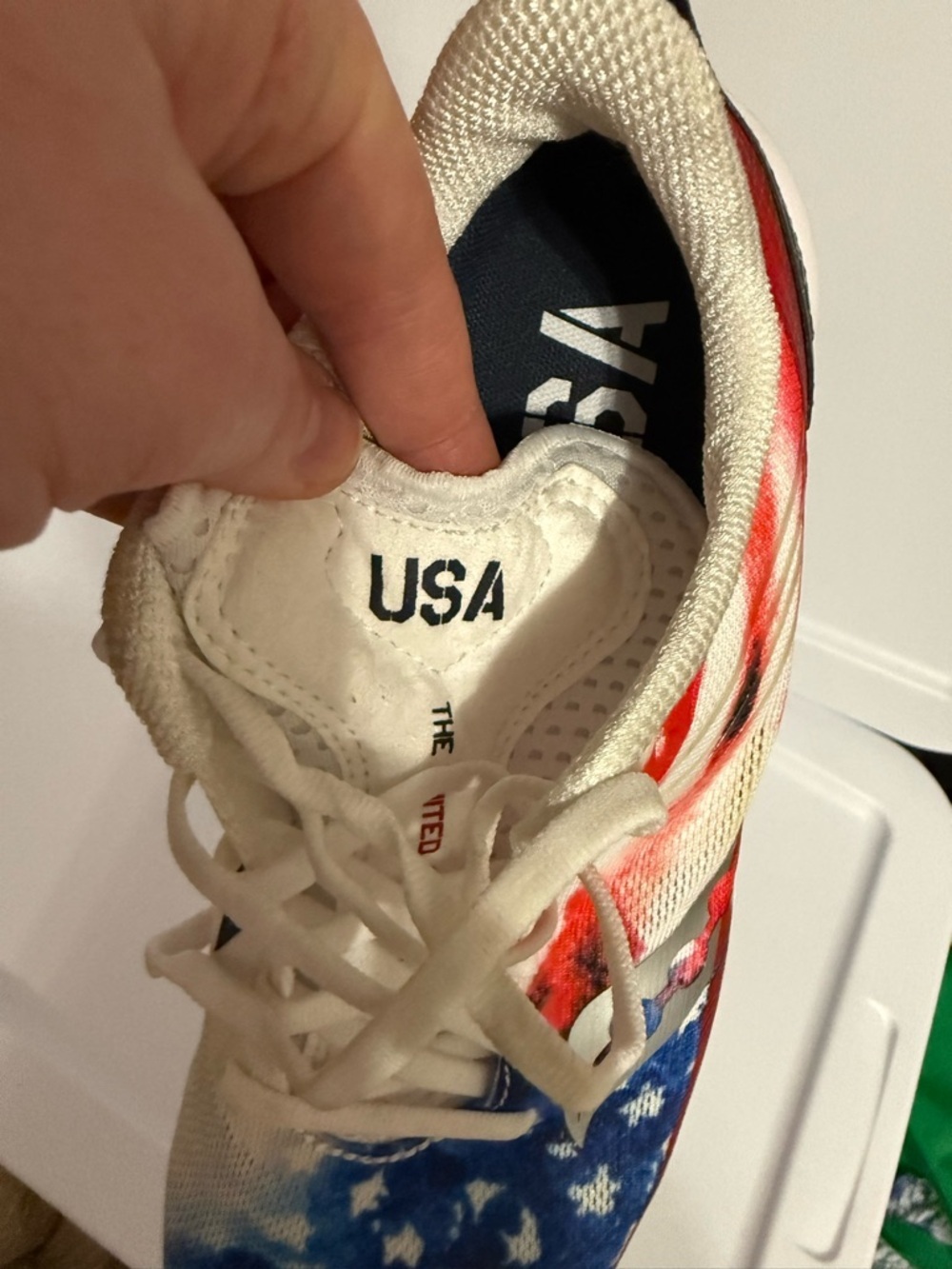 Saucony Kinvara 12 Sneaker Womens Sz 7 Stars & Stripes USA America Running Shoe - Picture 5 of 7